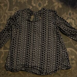 Black and White Patterned Women's Top